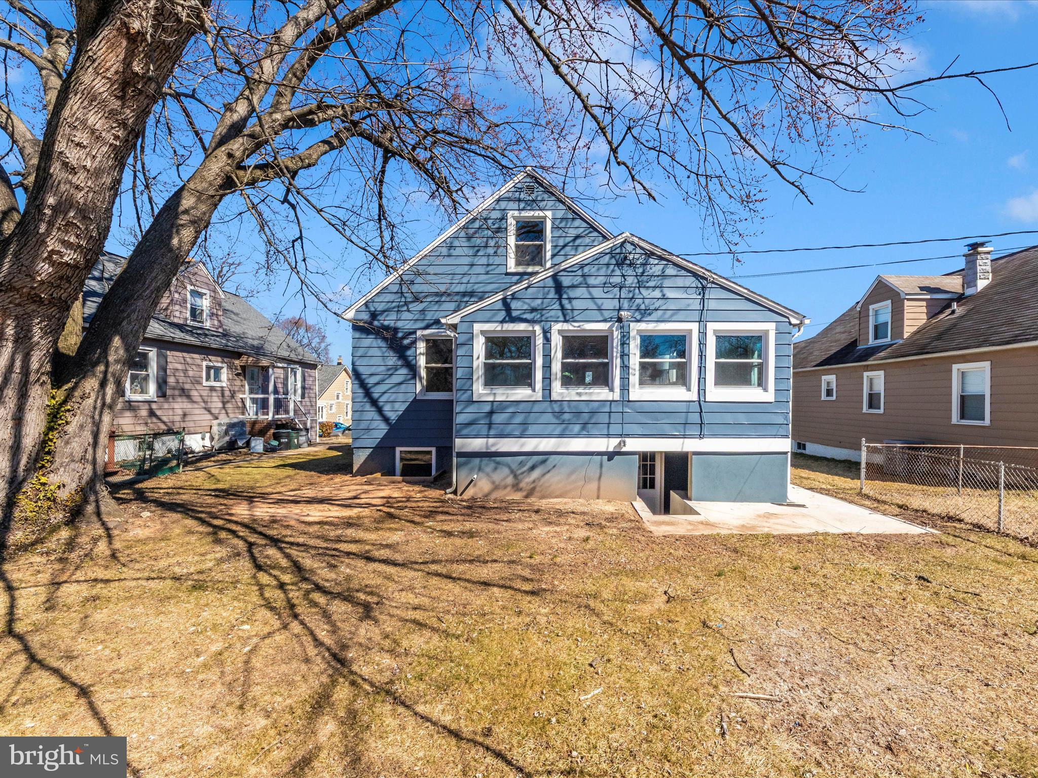 EDGEWOOD PARK - Residential