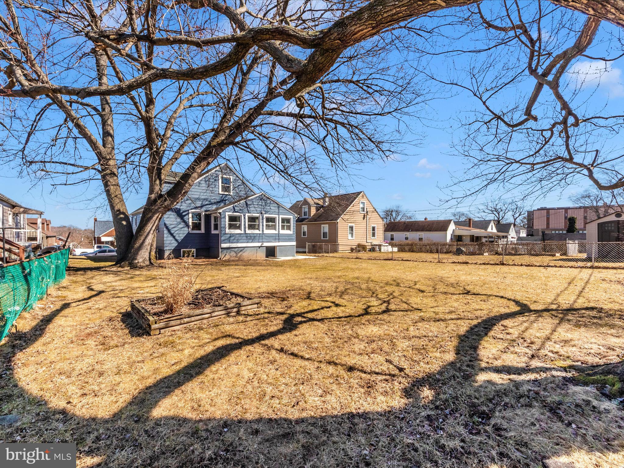 EDGEWOOD PARK - Residential