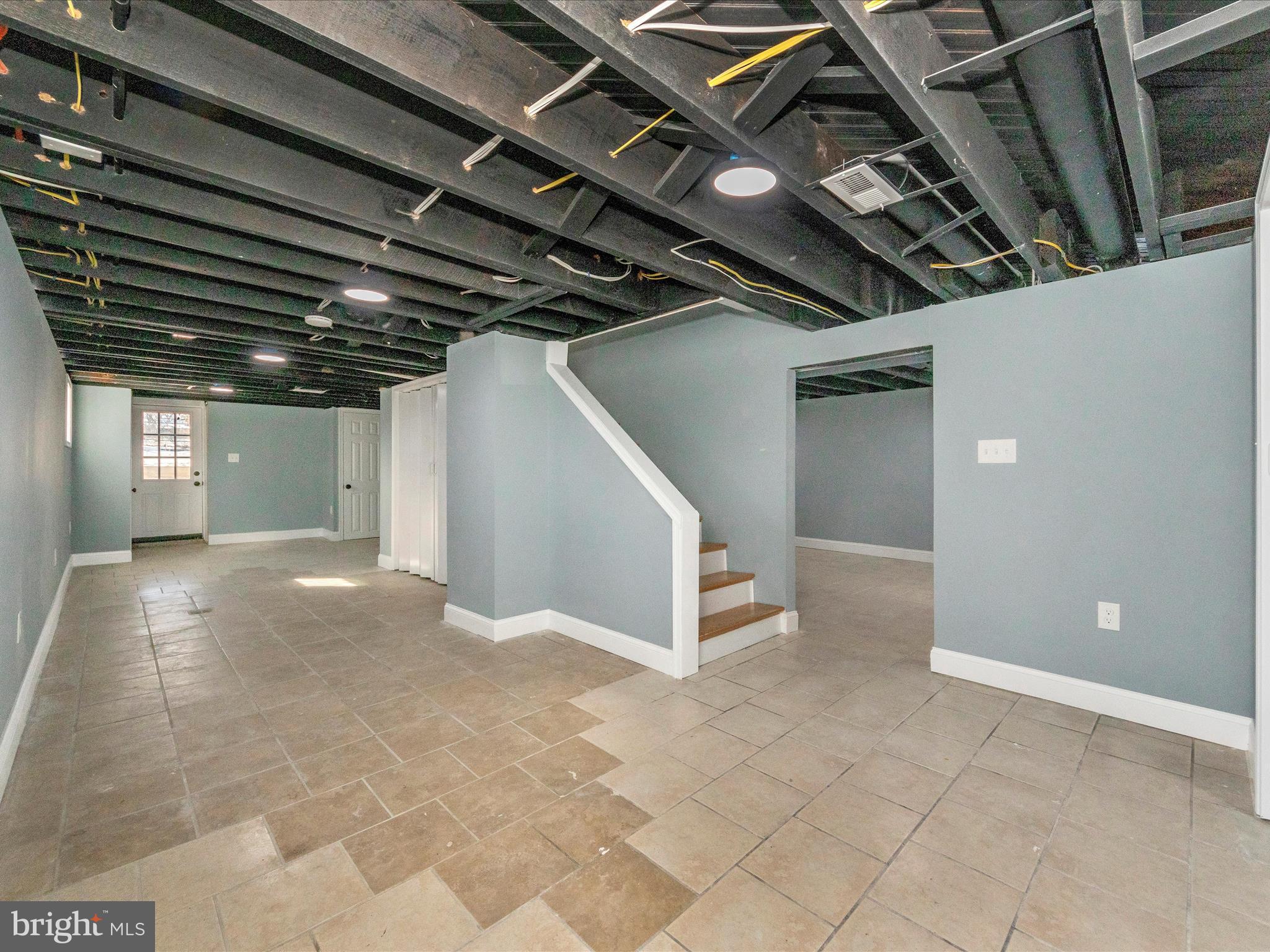 EDGEWOOD PARK - Residential