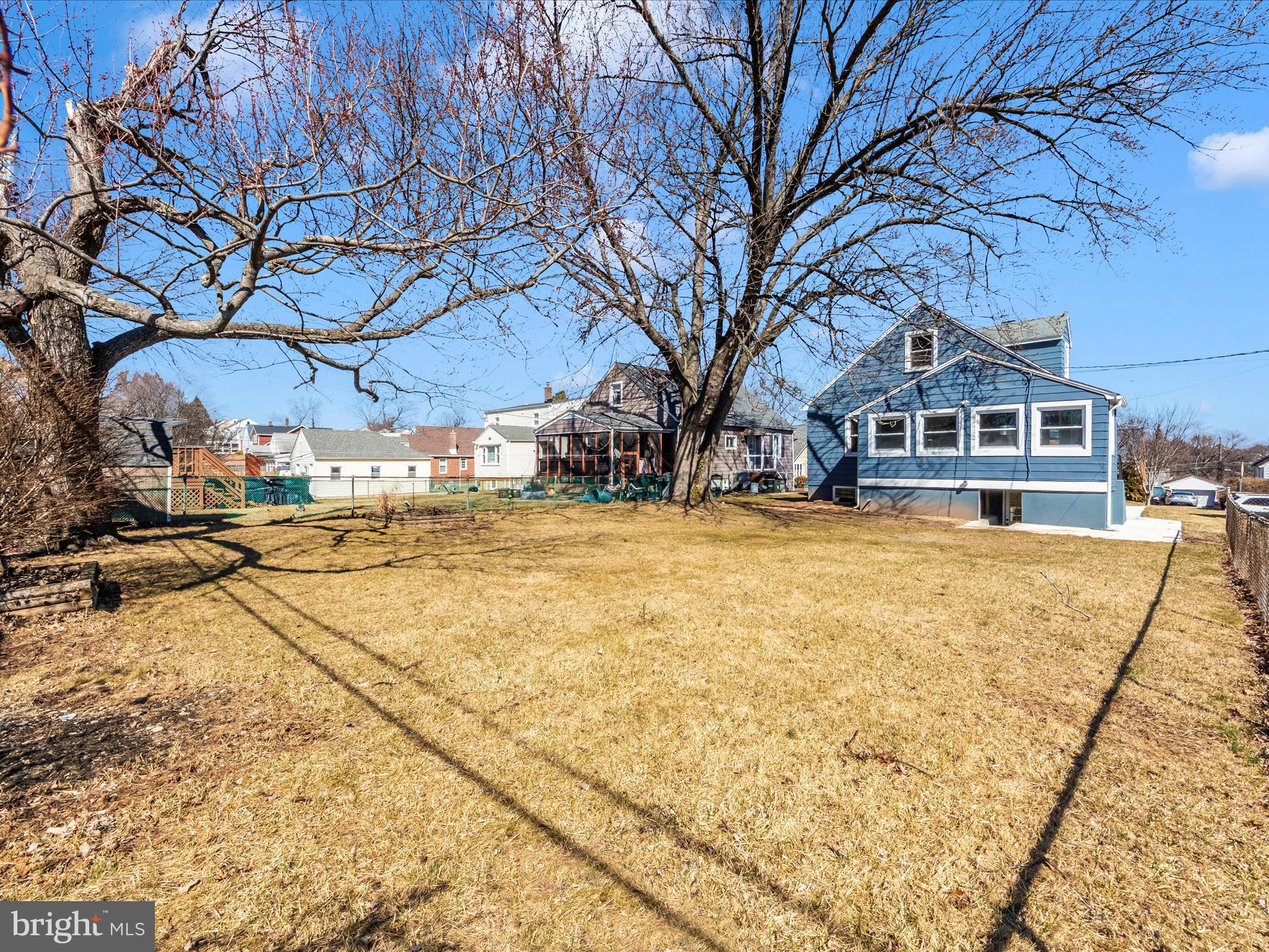 EDGEWOOD PARK - Residential