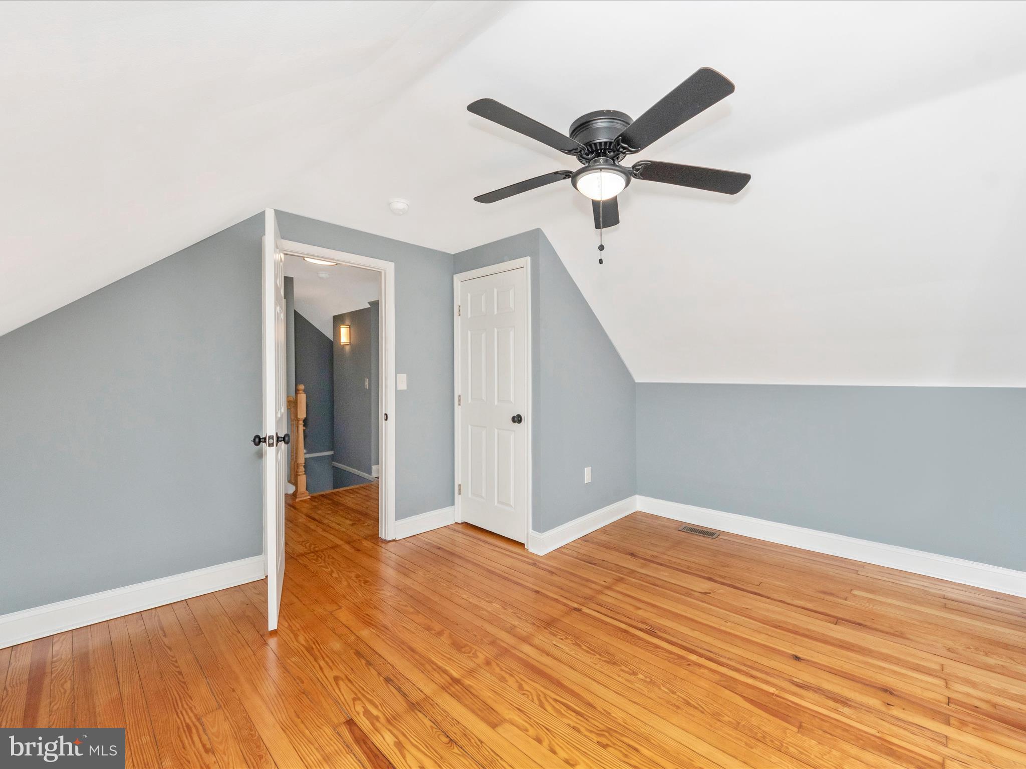 EDGEWOOD PARK - Residential