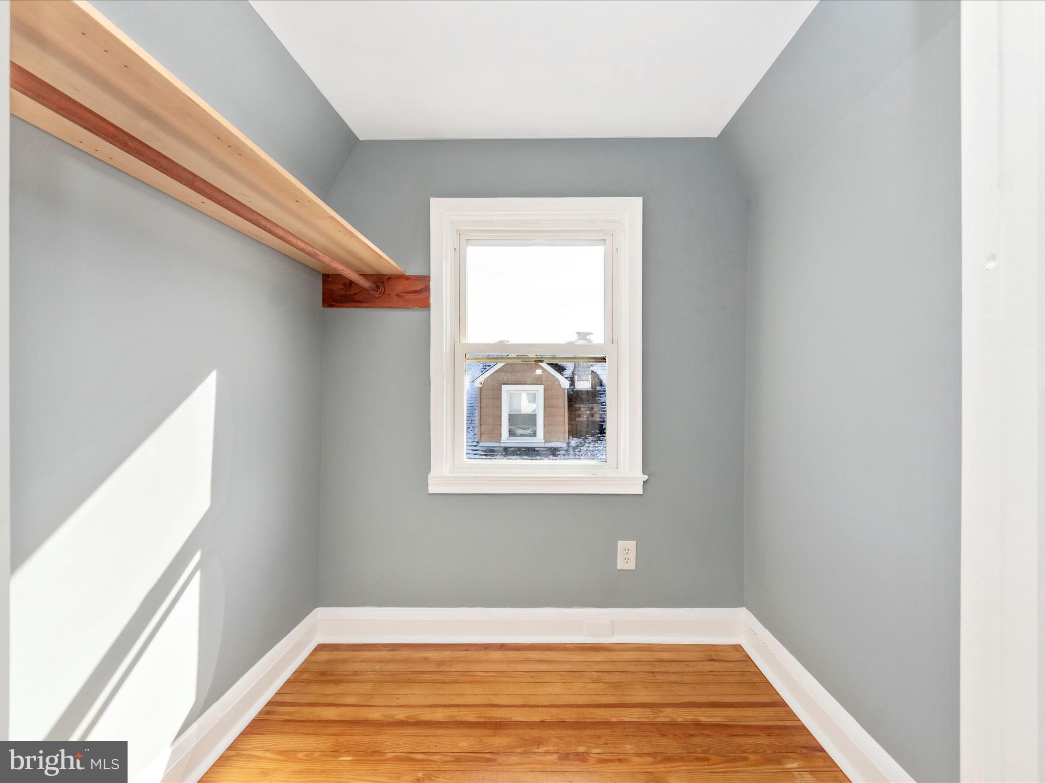 EDGEWOOD PARK - Residential