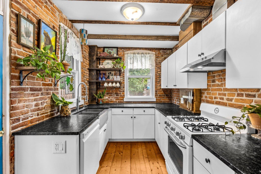 Photo of 423 N Cherry Street, LANCASTER, PA 17602 (MLS # PALA2090670)