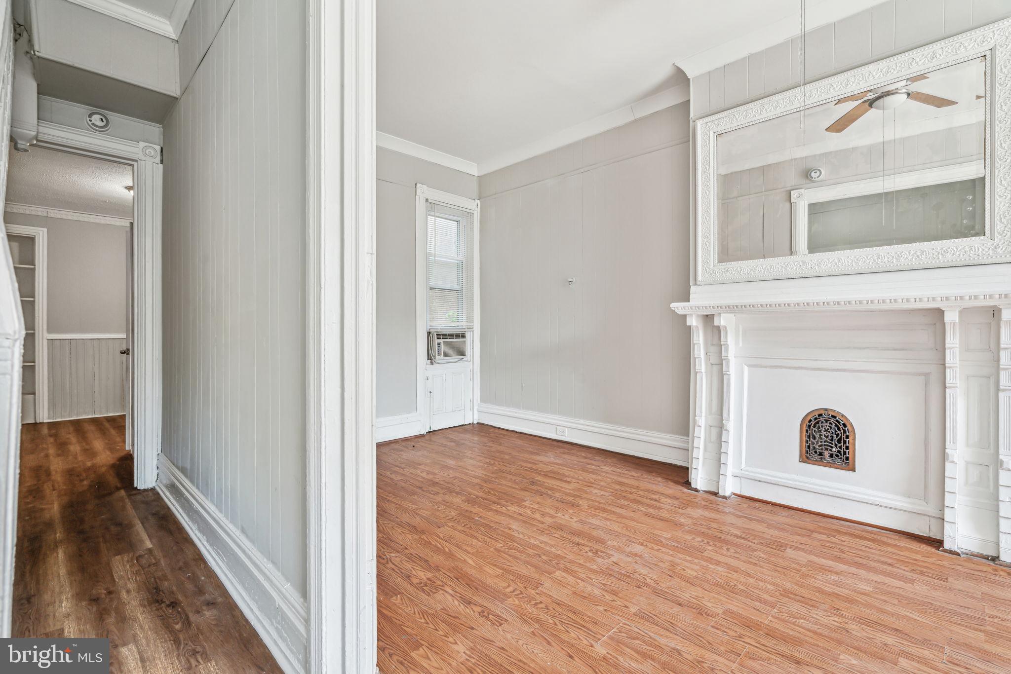 PHILADELPHIA (NORTHWEST) - Residential