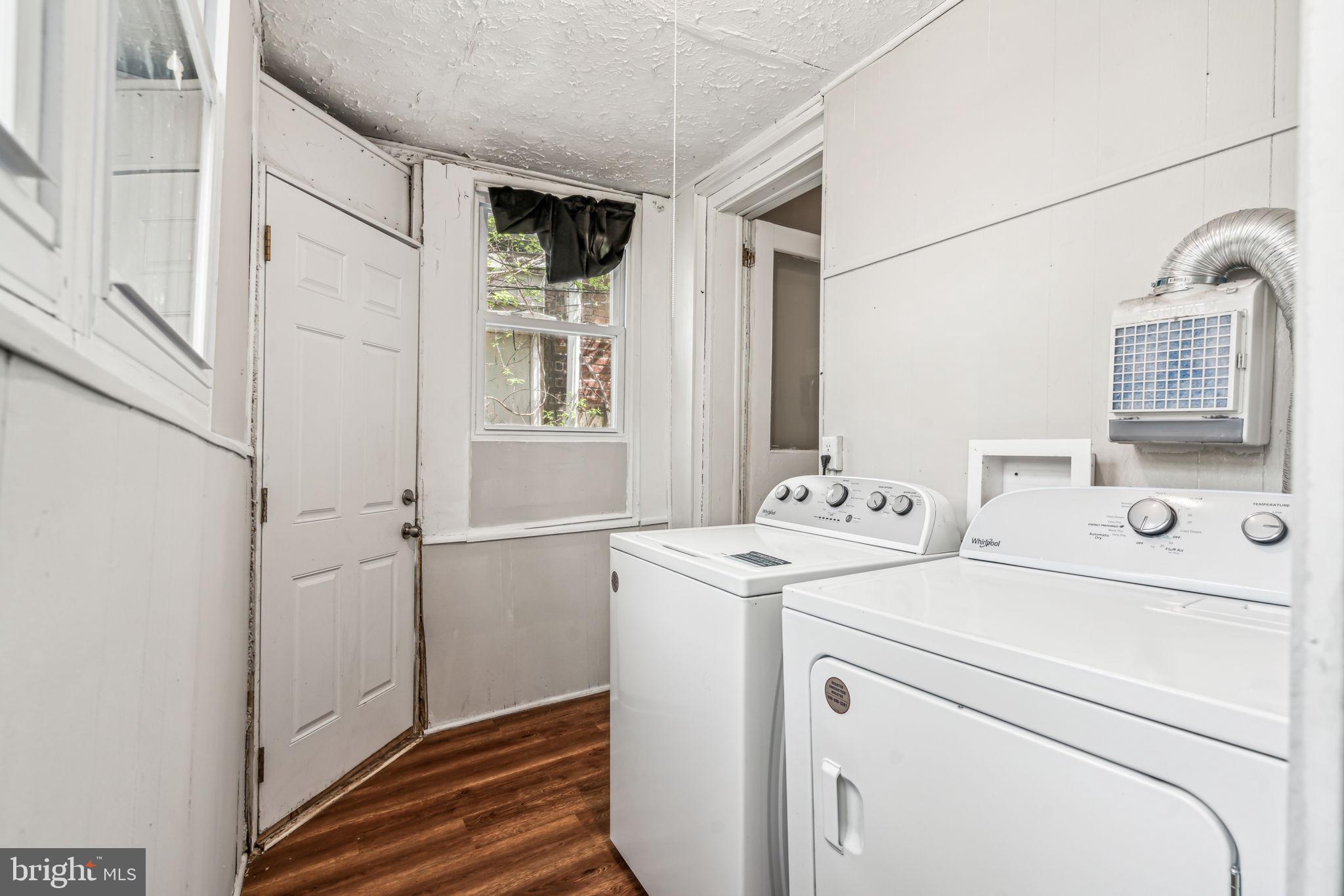 PHILADELPHIA (NORTHWEST) - Residential