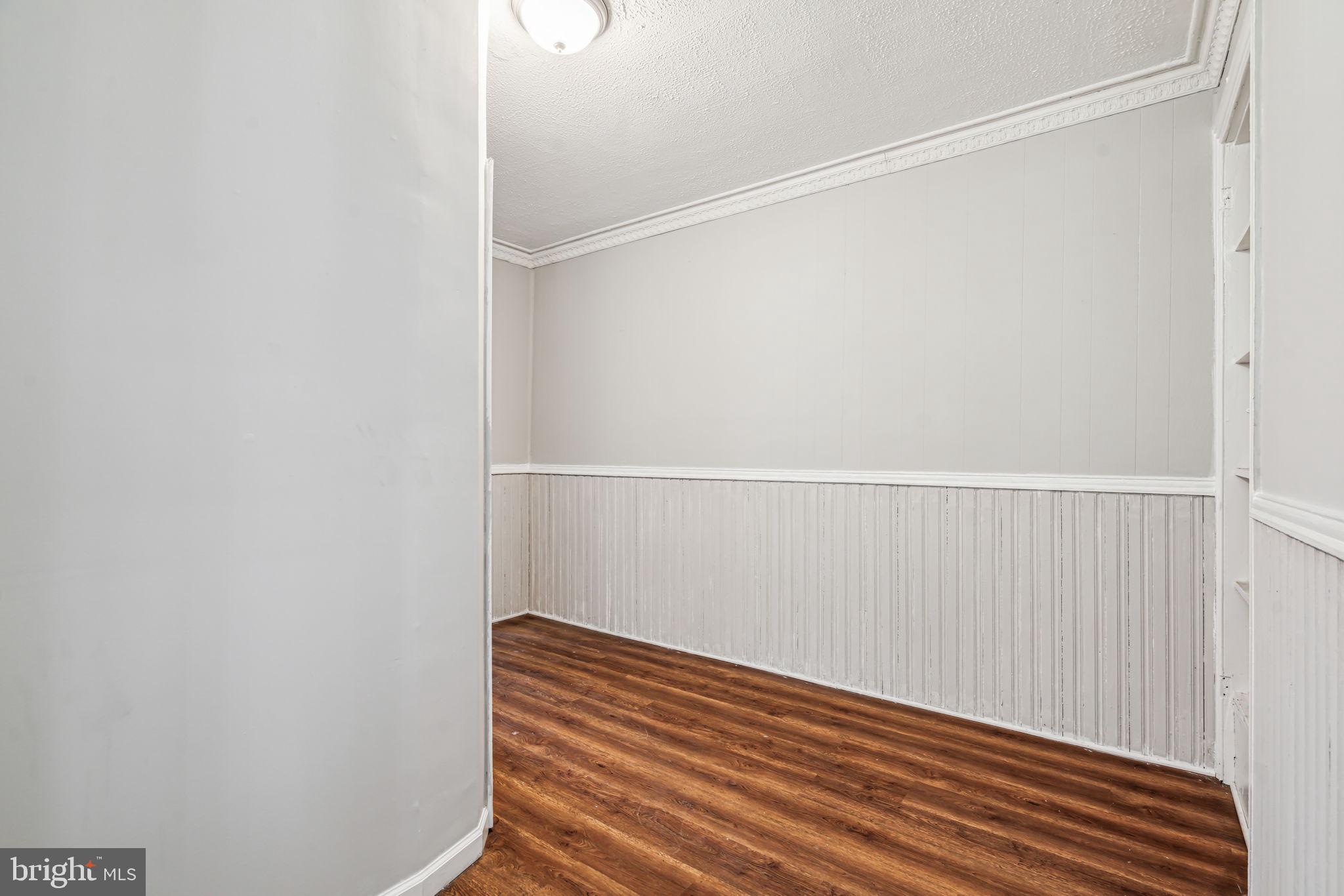 PHILADELPHIA (NORTHWEST) - Residential