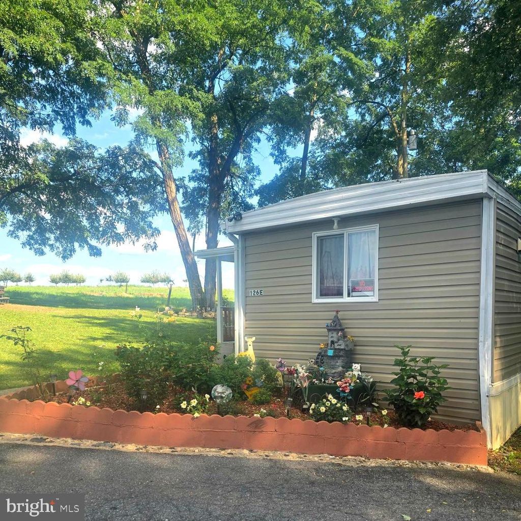 Photo of 126 E Lane, HARRISBURG, PA 17111 (MLS # PADA2048848)