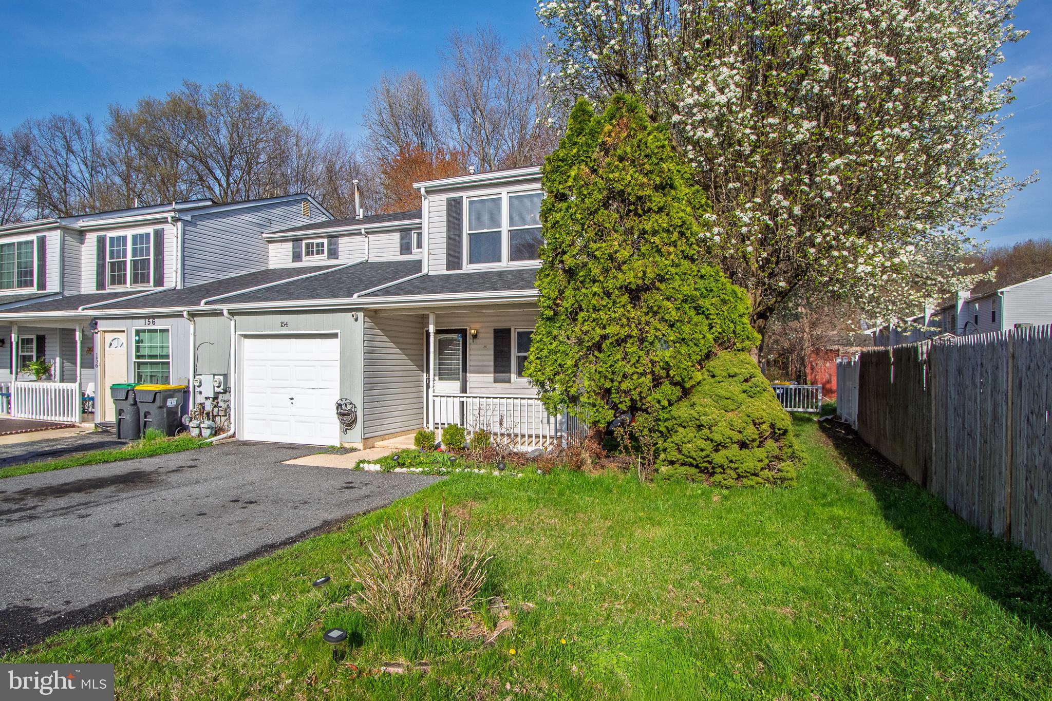 SADDLEBROOK - Residential