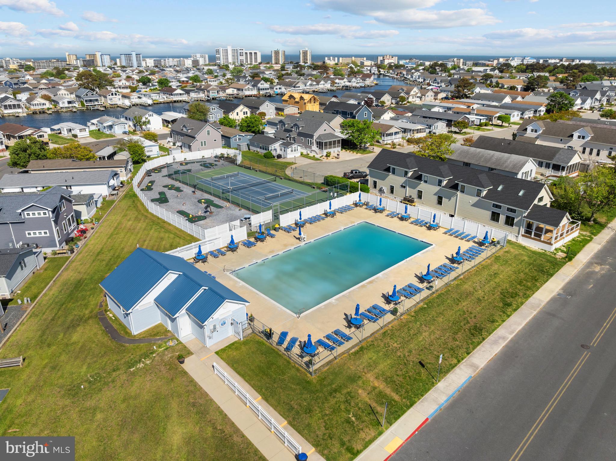 MONTEGO BAY - Residential