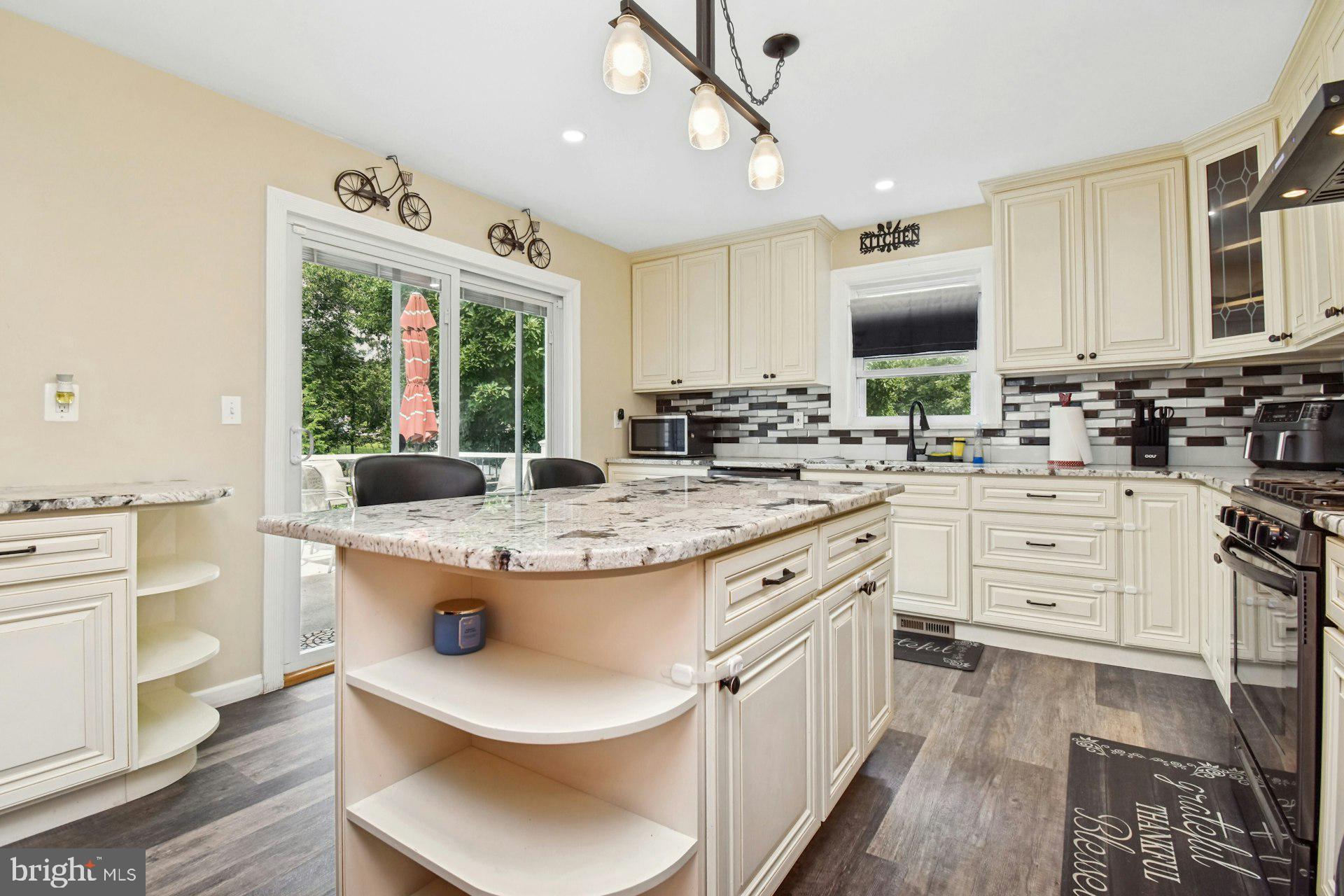 631 CONCORD CIRCLE