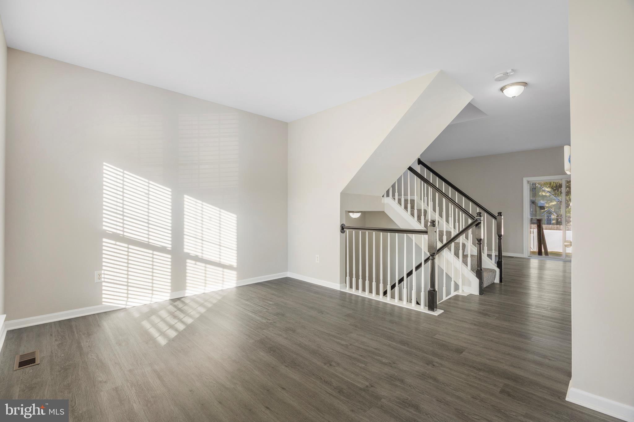 5723 FRANKLIN STREET