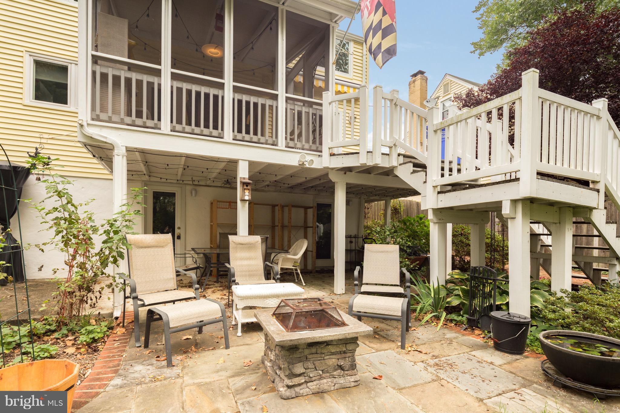 ROCK CREEK KNOLLS - Residential Lease