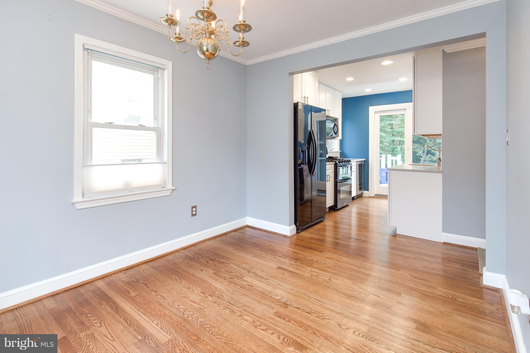 ROCK CREEK KNOLLS - Residential Lease