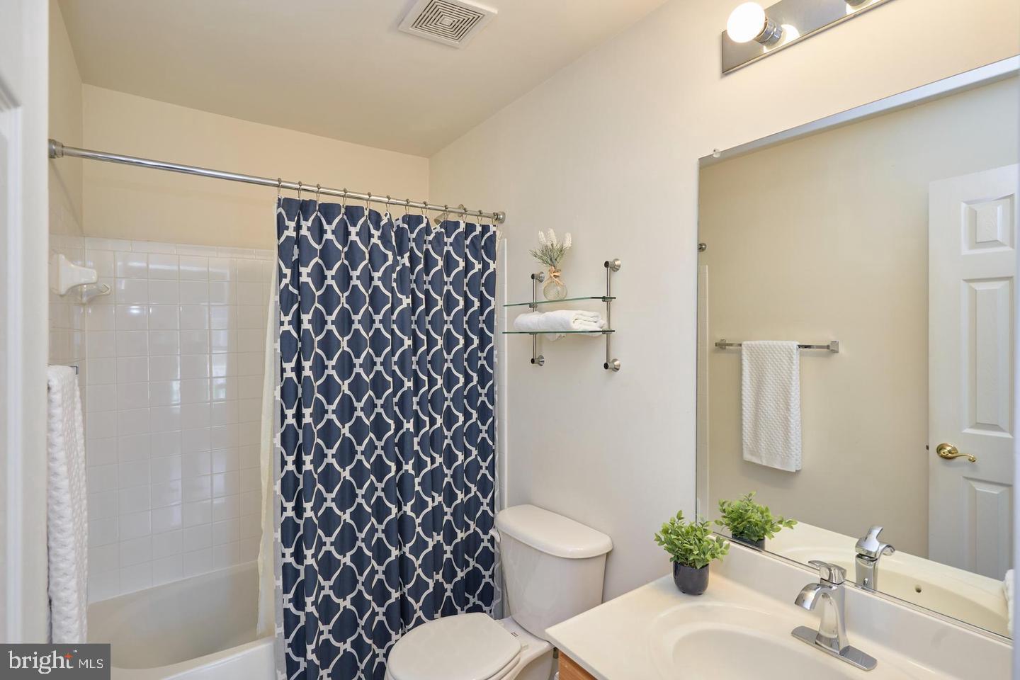 STONE RIDGE - Residential Lease