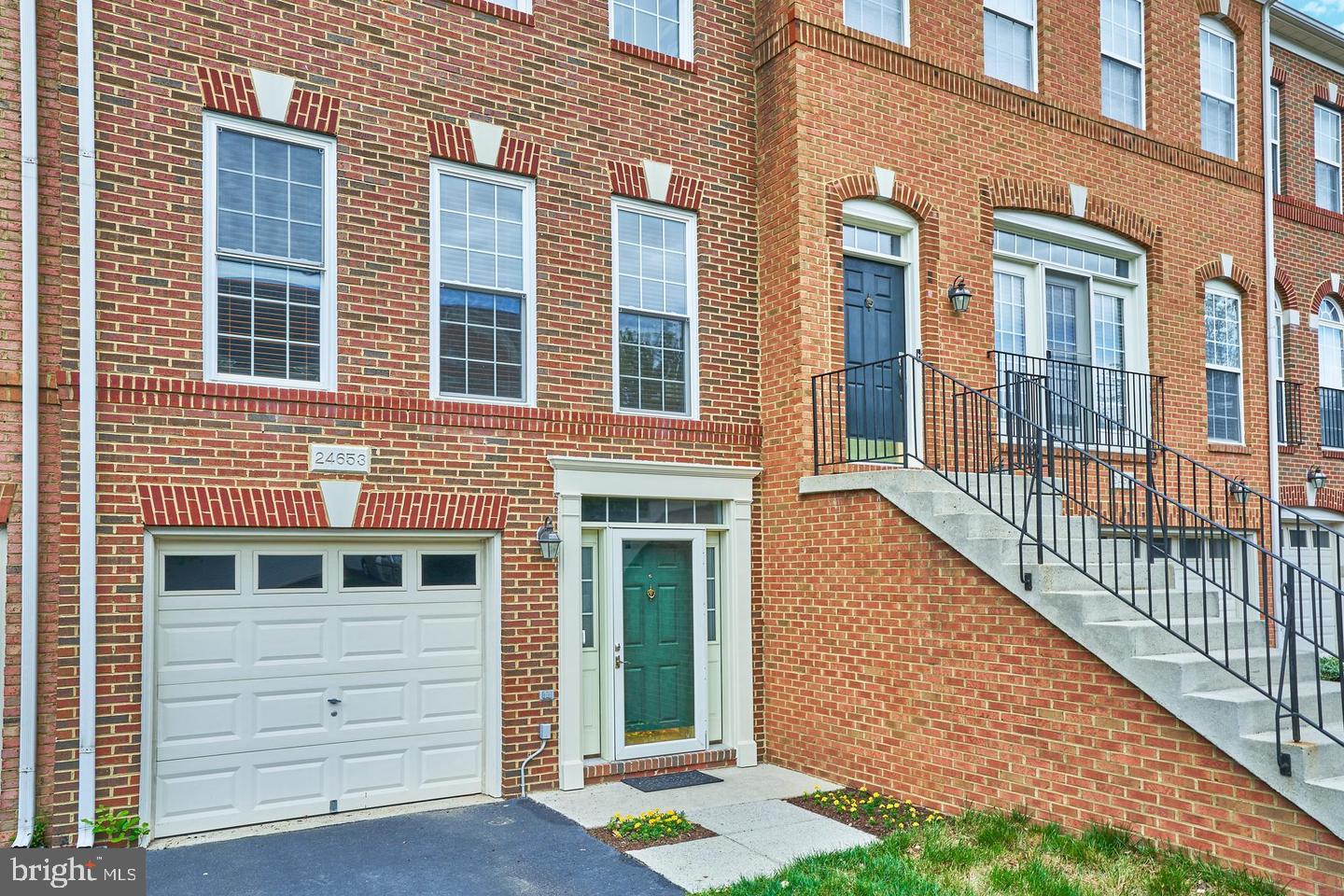 STONE RIDGE - Residential Lease