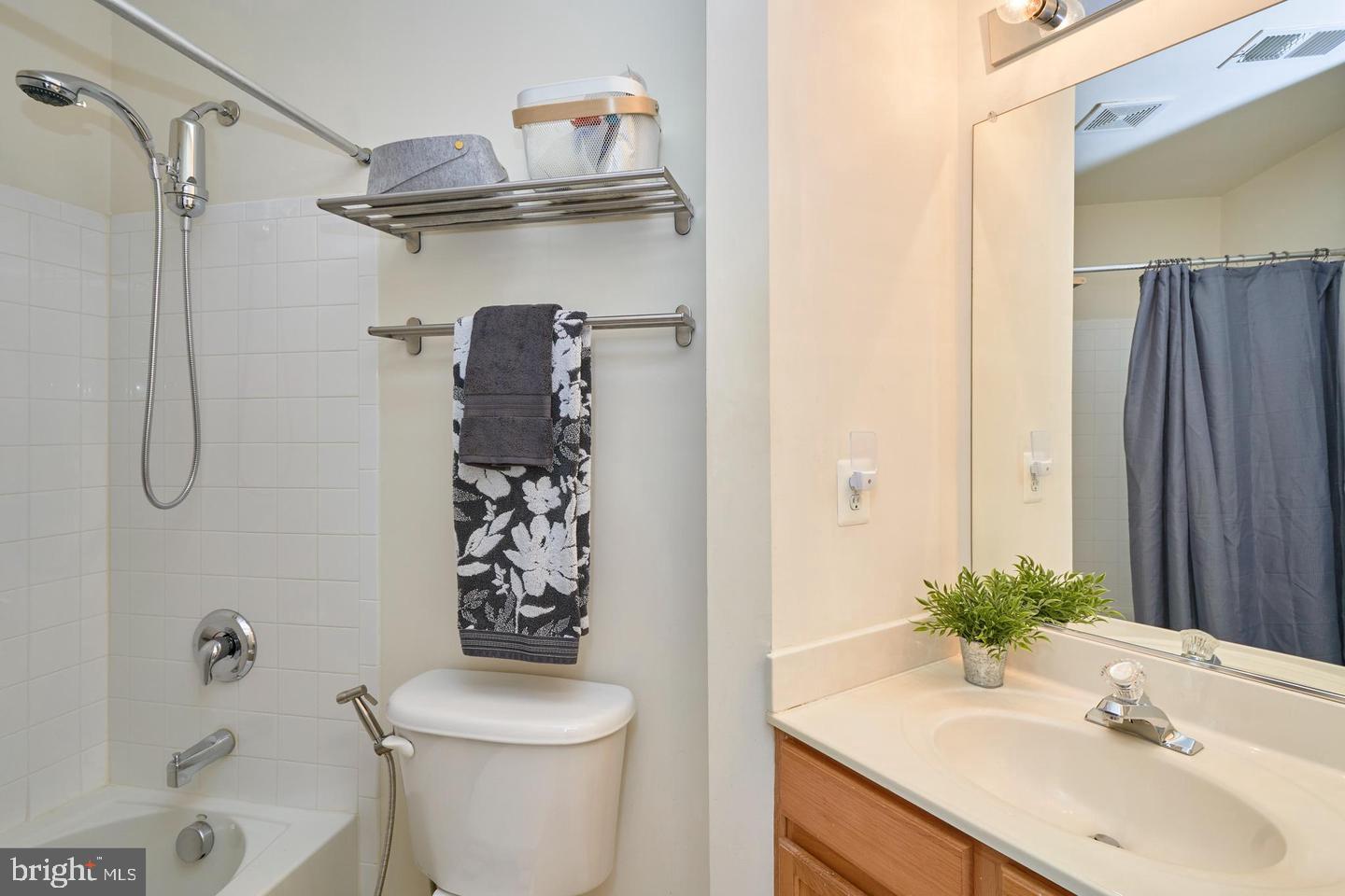 STONE RIDGE - Residential Lease