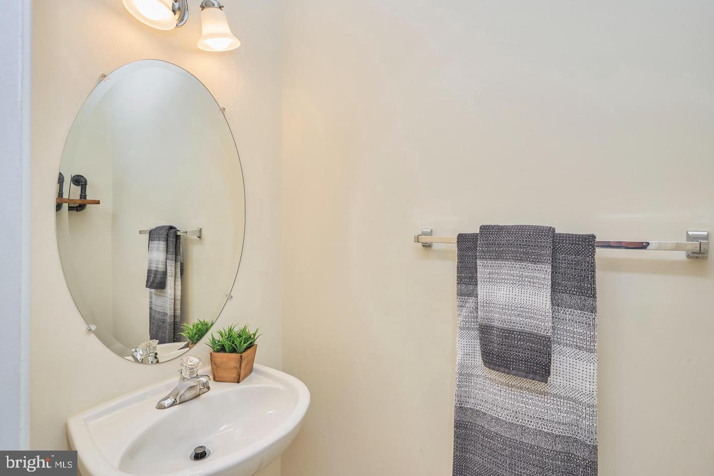 STONE RIDGE - Residential Lease