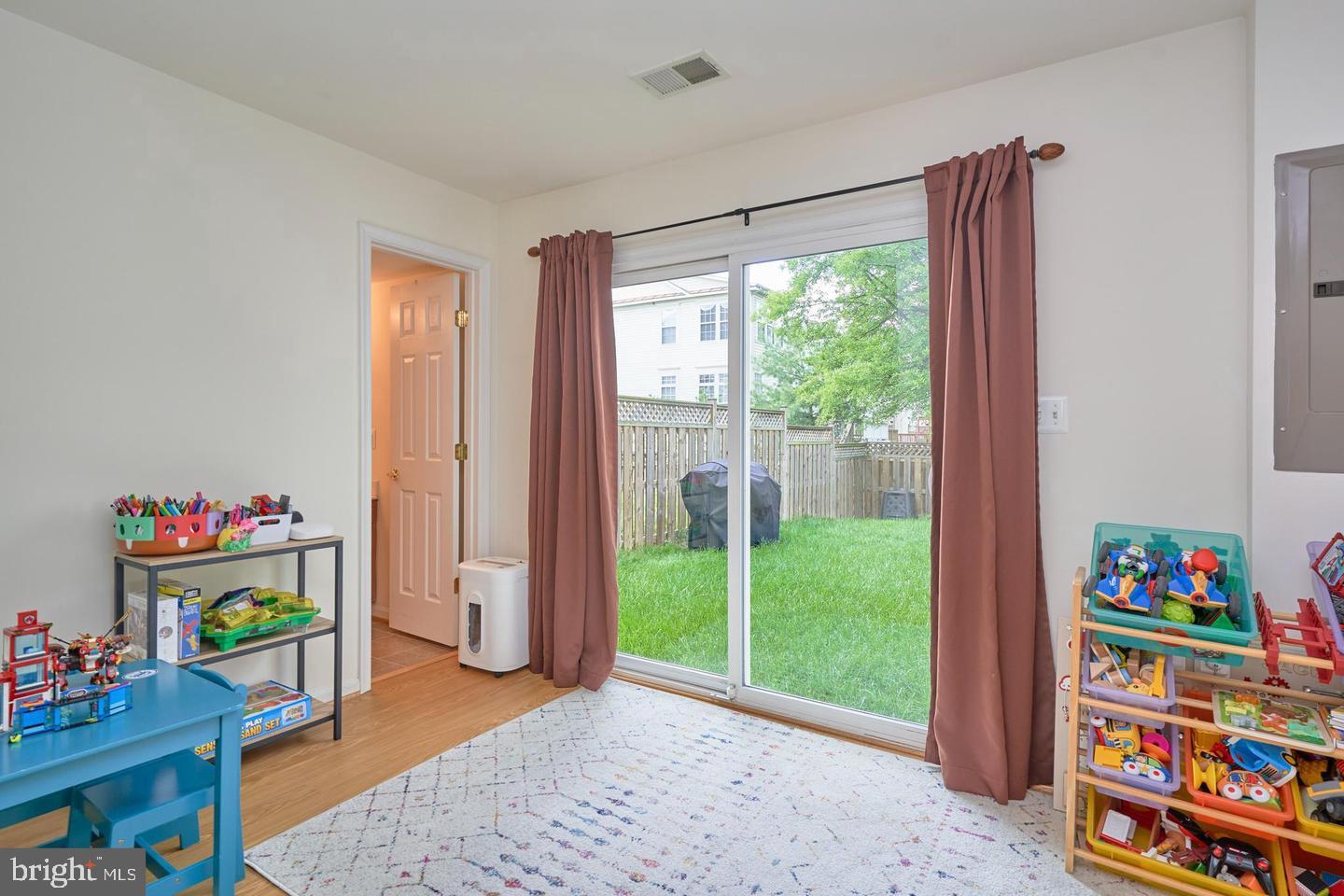 STONE RIDGE - Residential Lease