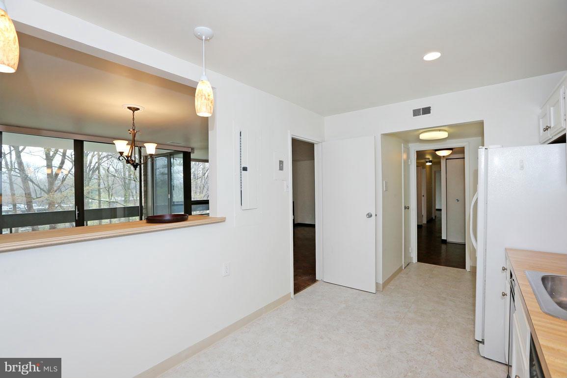 SUMNER VILLAGE - Residential