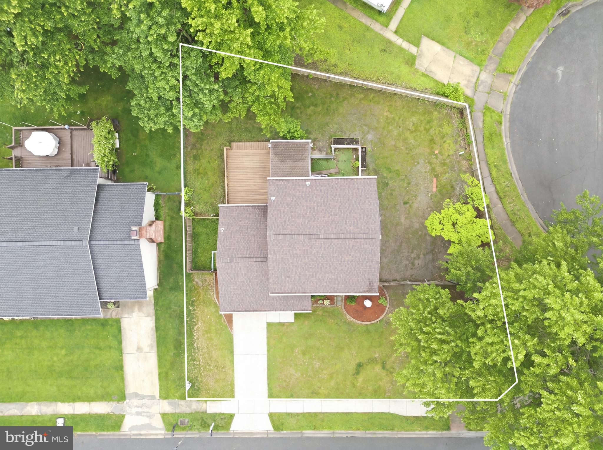 NEWARK OAKS - Residential