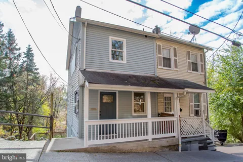 28 Hudson St, Phillipsburg, NJ 08865 - MLS#: NJWR2000396