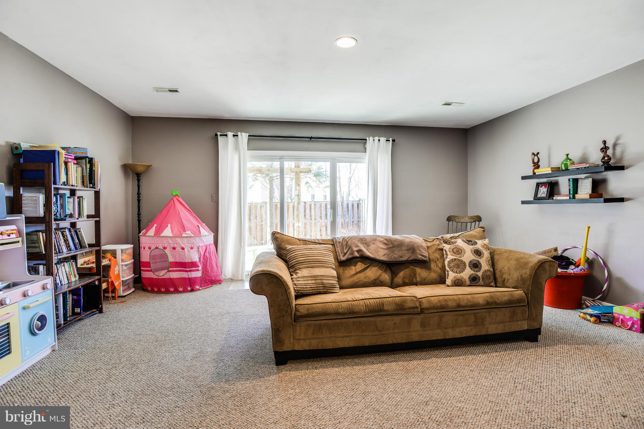 CHURCHILL TOWN SECTOR - Residential