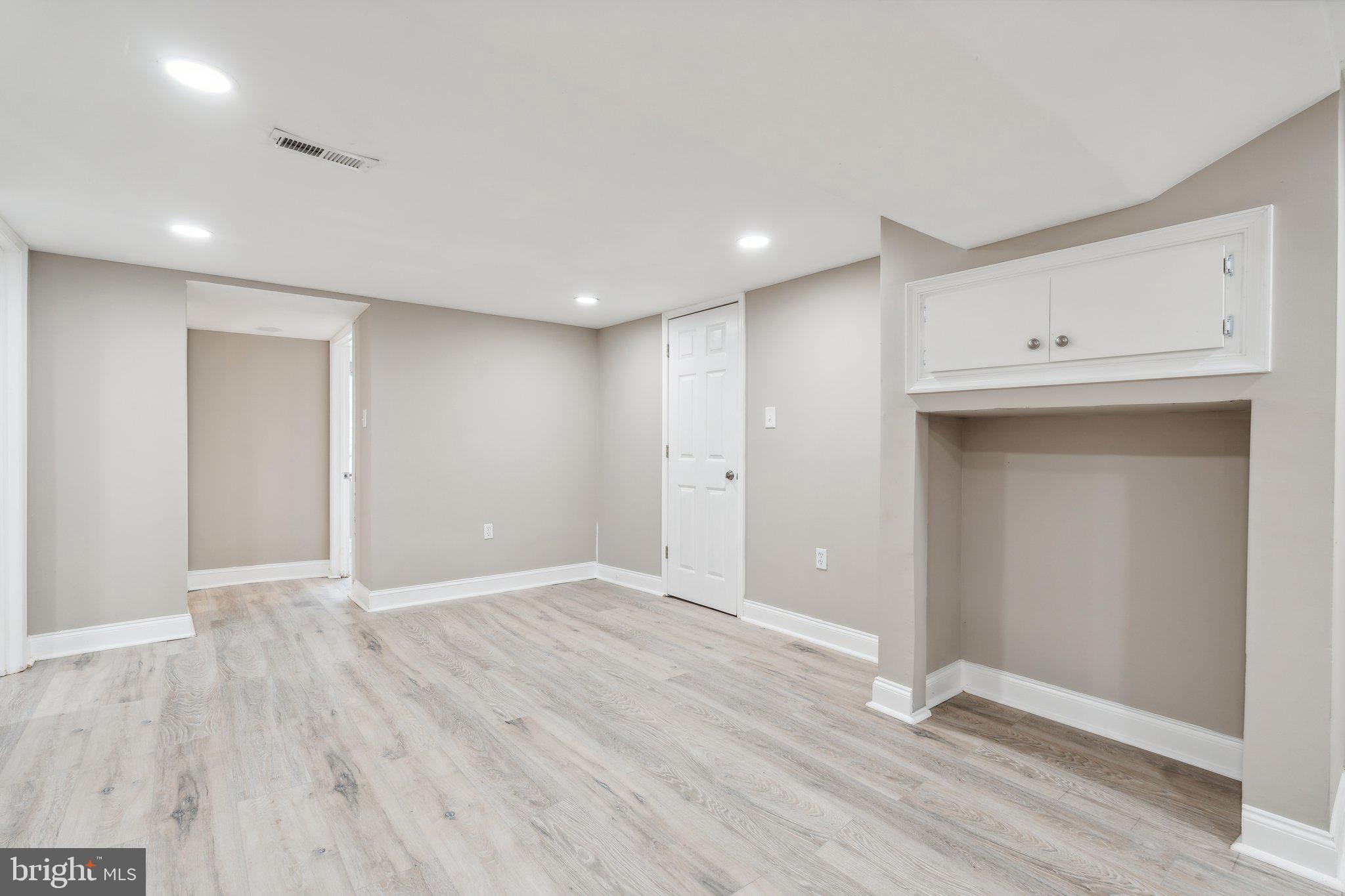 LAURAVILLE HISTORIC DISTRICT - Residential Lease