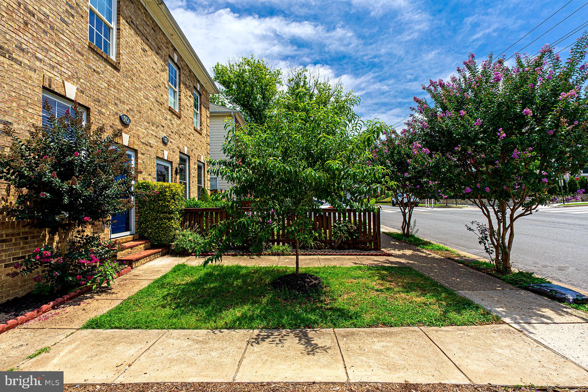 BEAUMONT - Residential Lease