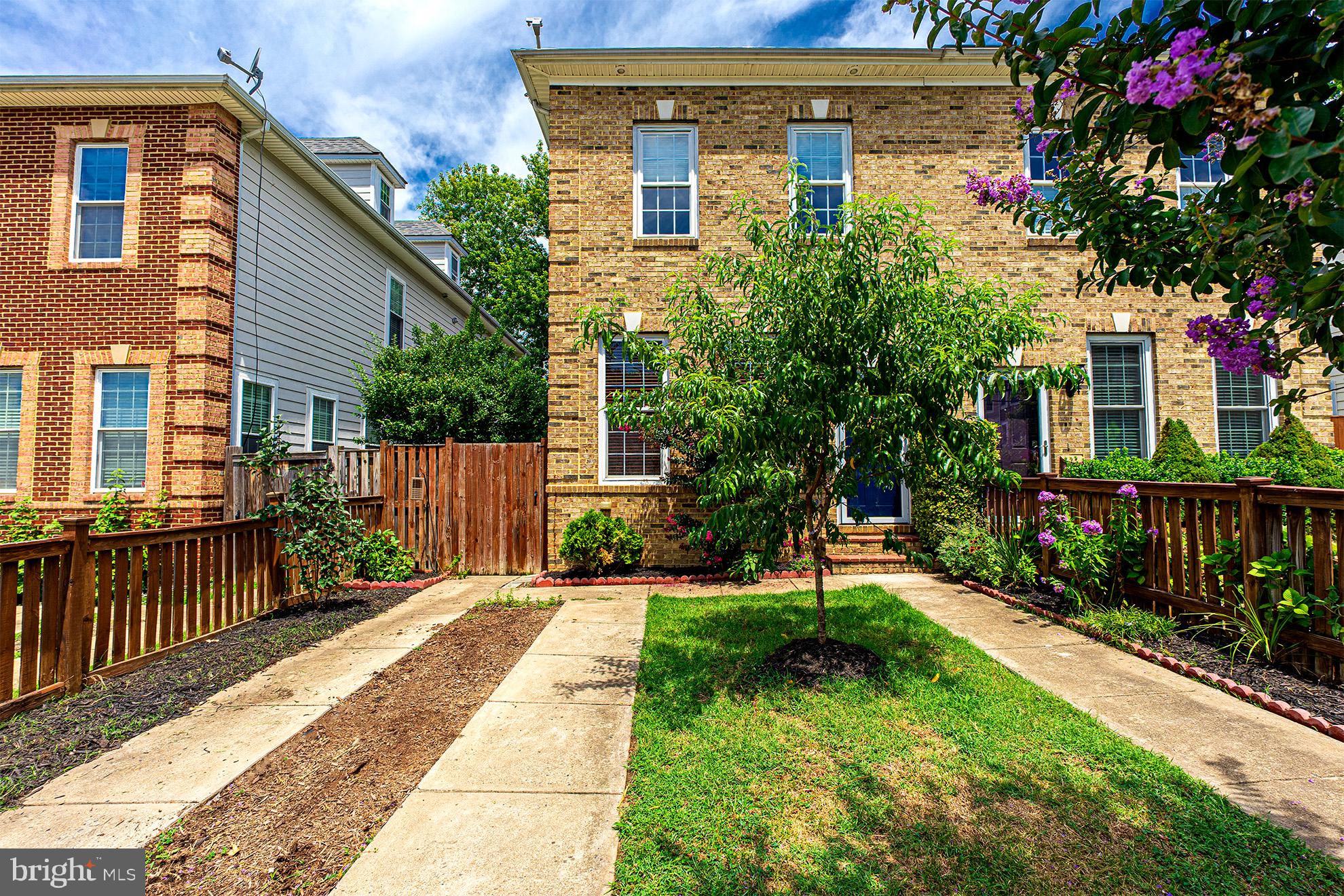 BEAUMONT - Residential Lease