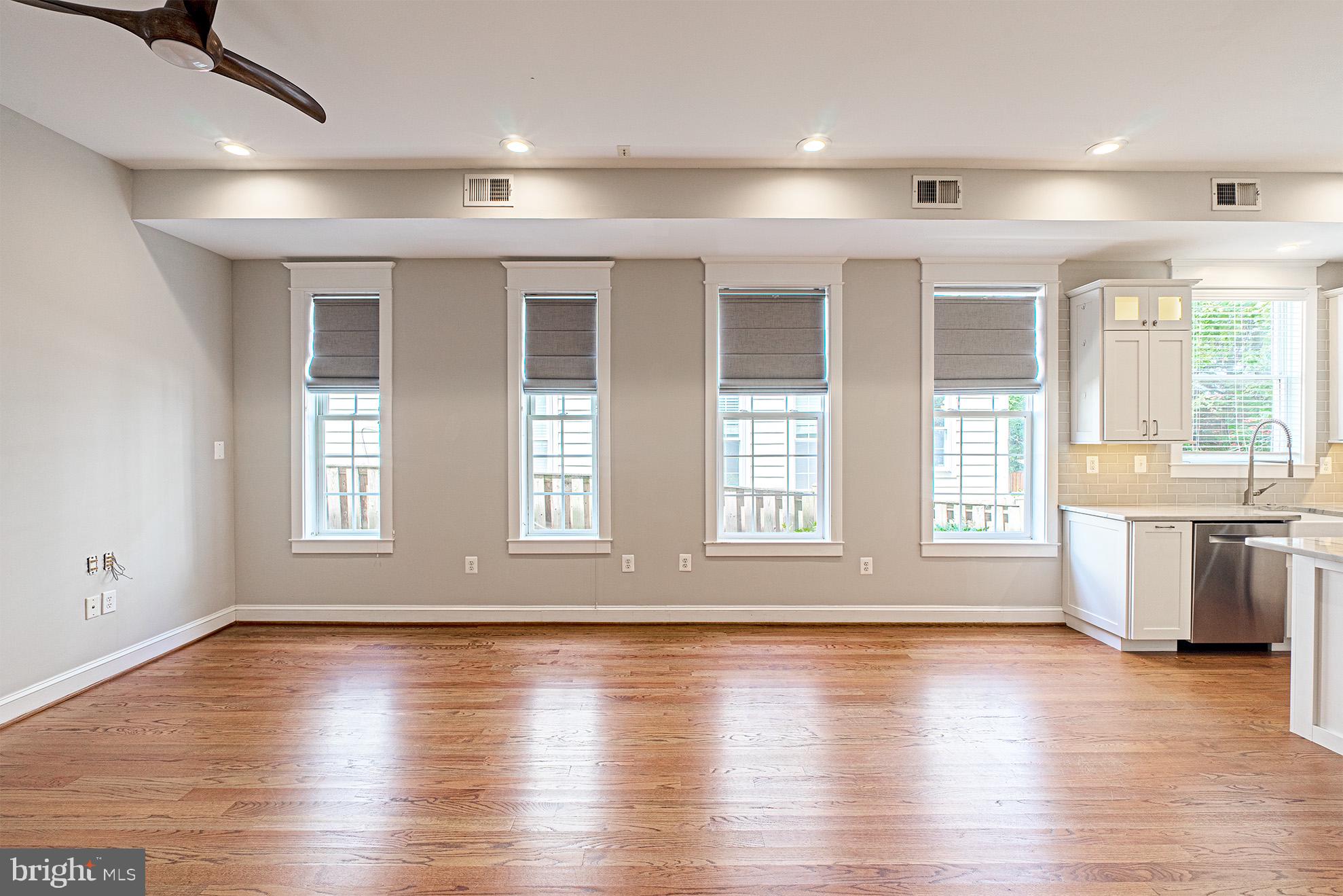 BEAUMONT - Residential Lease