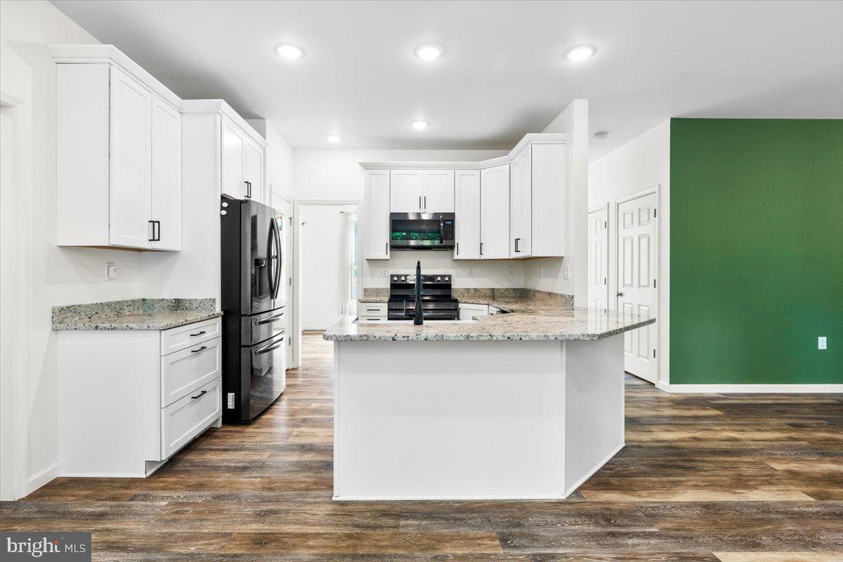 AVON BEND - Residential