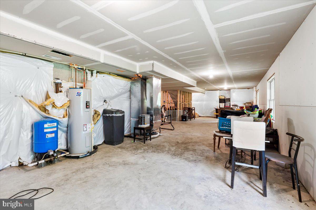 AVON BEND - Residential