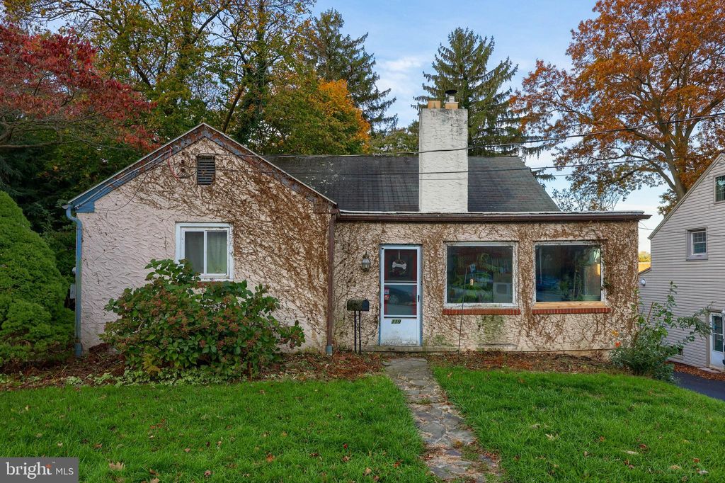 Photo of 119 E FRANKLIN ST, EPHRATA, PA 17522 (MLS # PALA2026970)