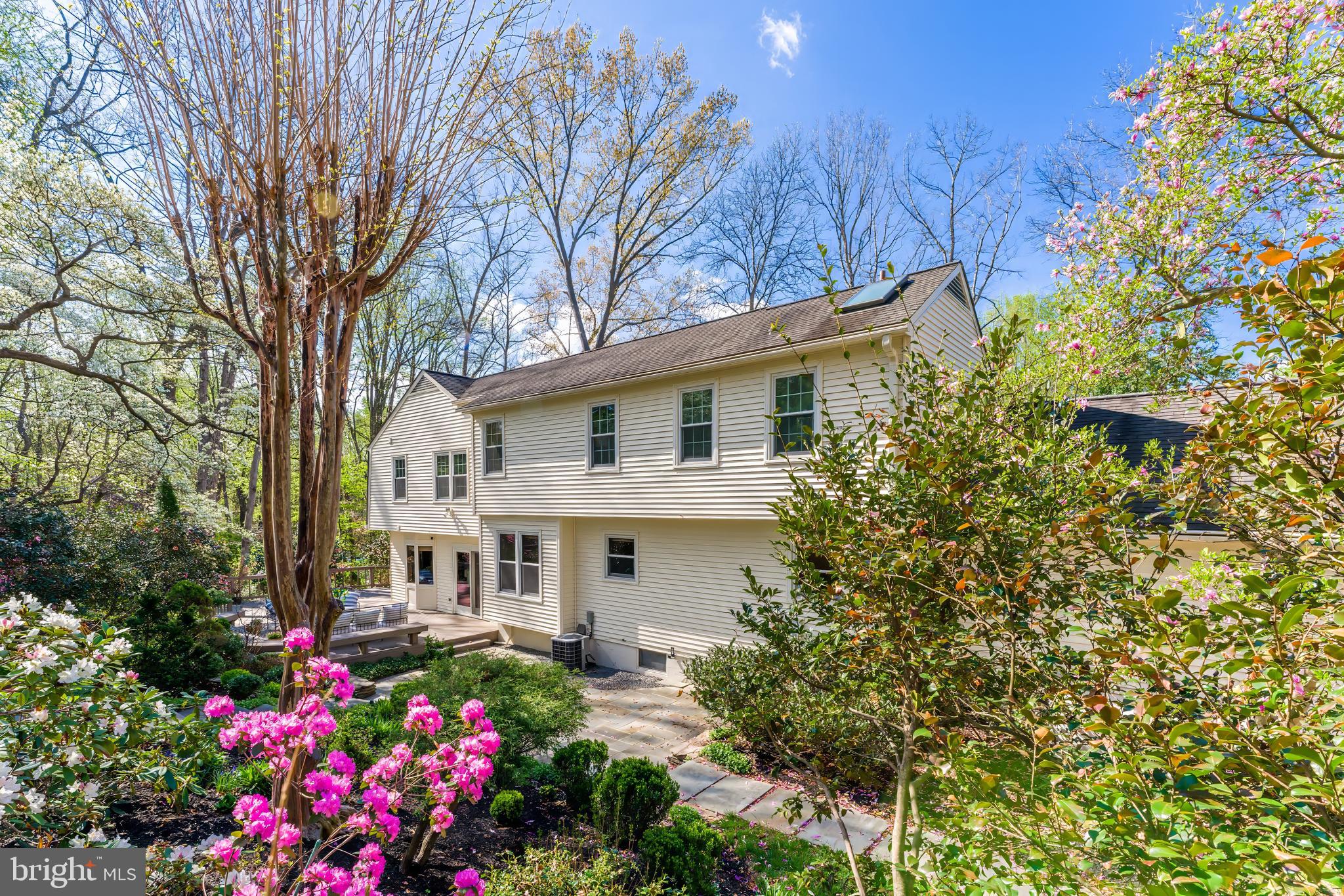 ABBEY GLEN - Residential