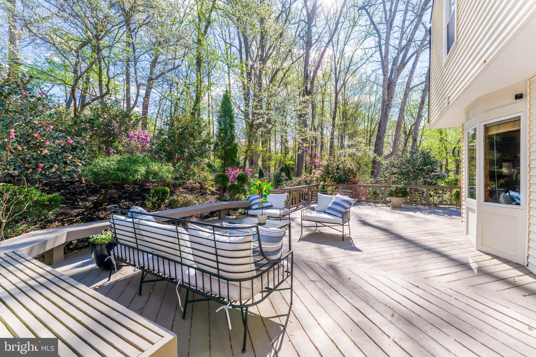 ABBEY GLEN - Residential