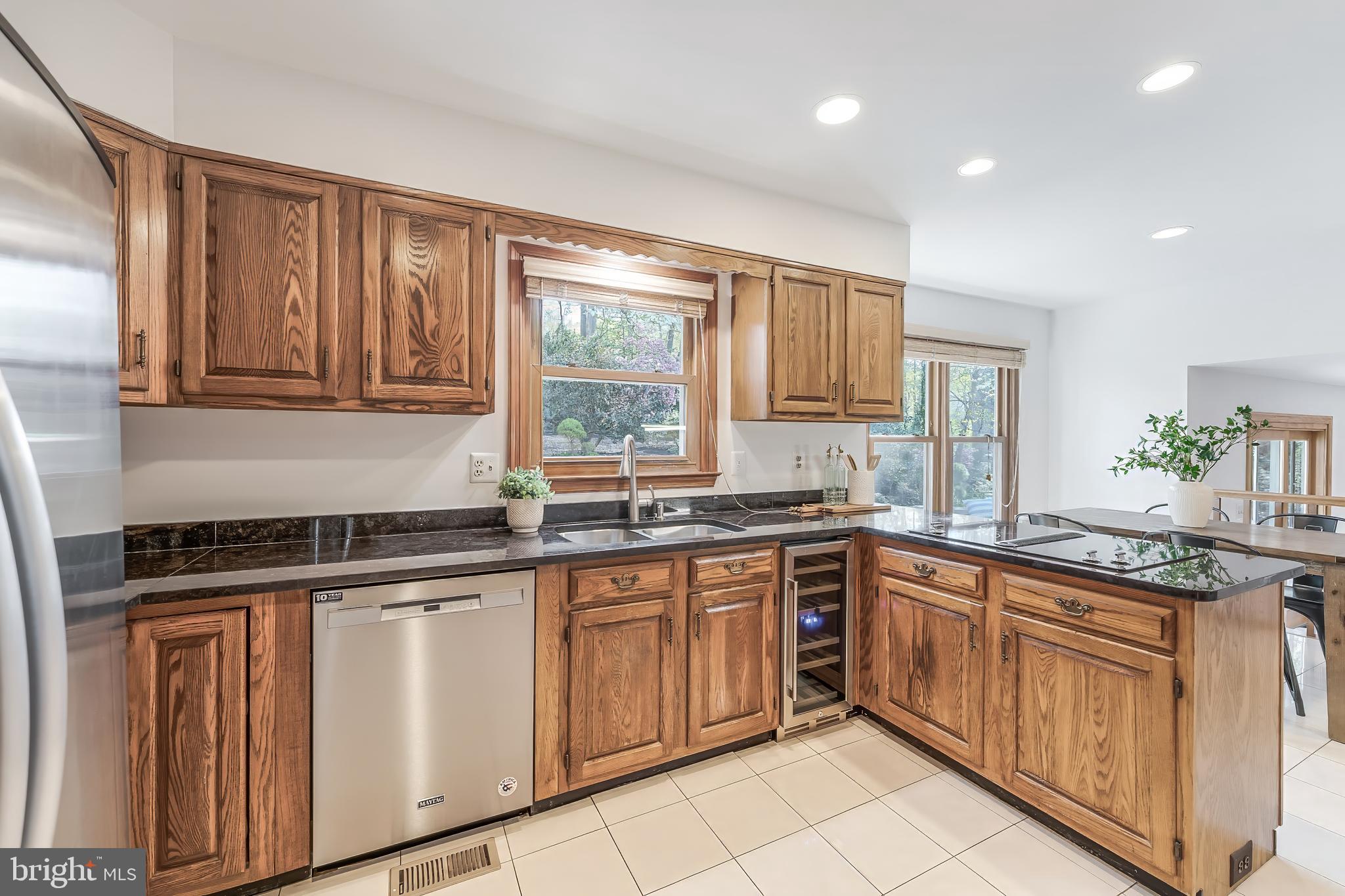 ABBEY GLEN - Residential