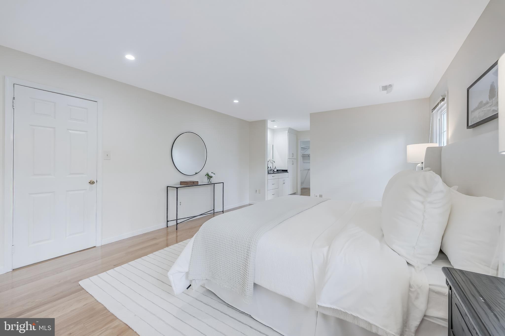 ABBEY GLEN - Residential