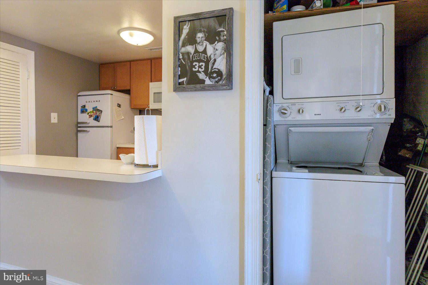 CAPITOL HILL - Residential Income