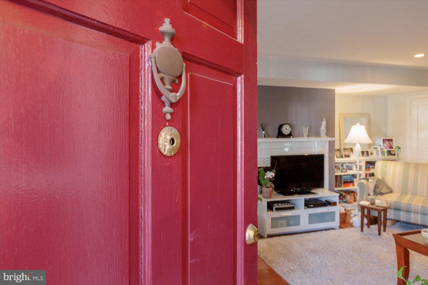 CAPITOL HILL - Residential Income