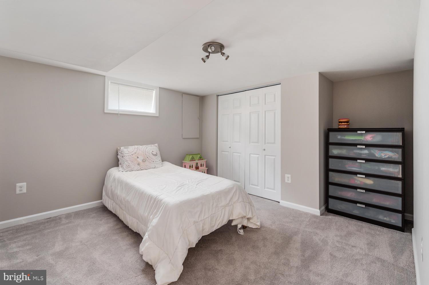 SPRINGFIELD - Residential