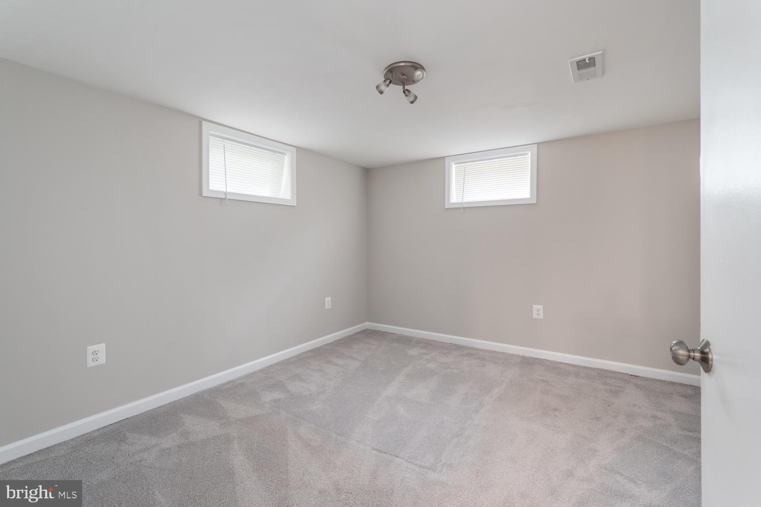 SPRINGFIELD - Residential