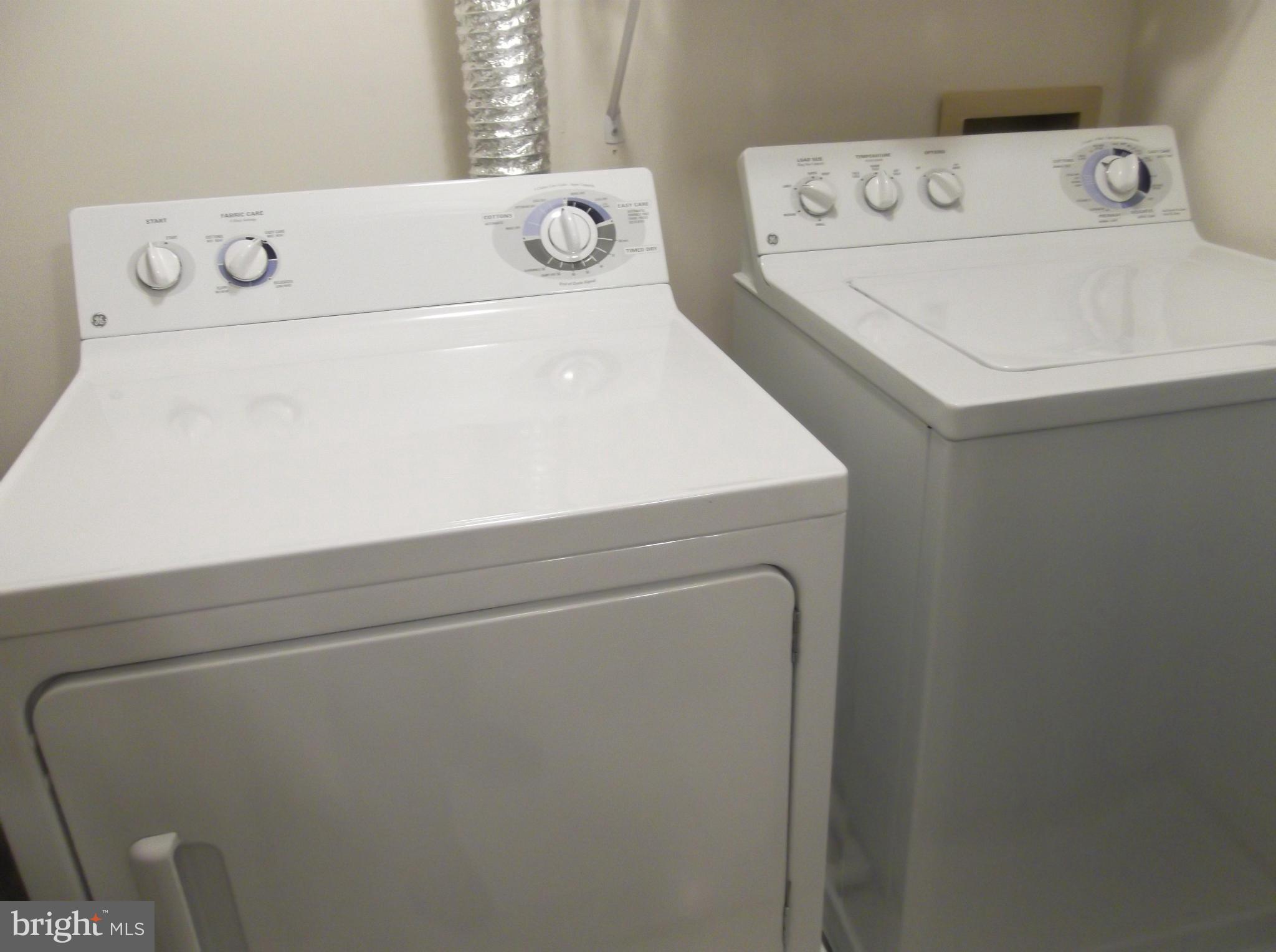 HEIGHTS AT PENDERBROOK - Residential Lease