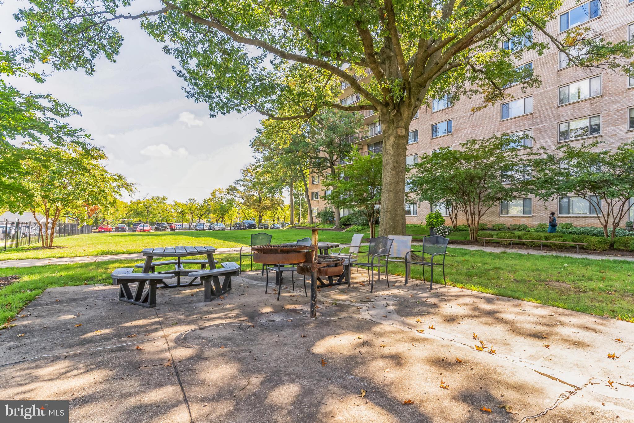 OGLETHORPE HOUSE - Residential