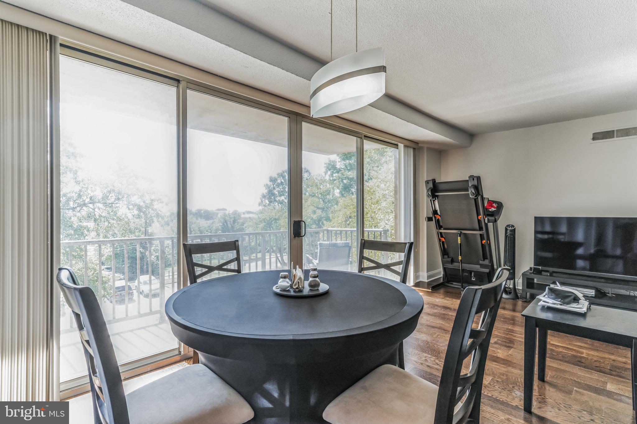 OGLETHORPE HOUSE - Residential