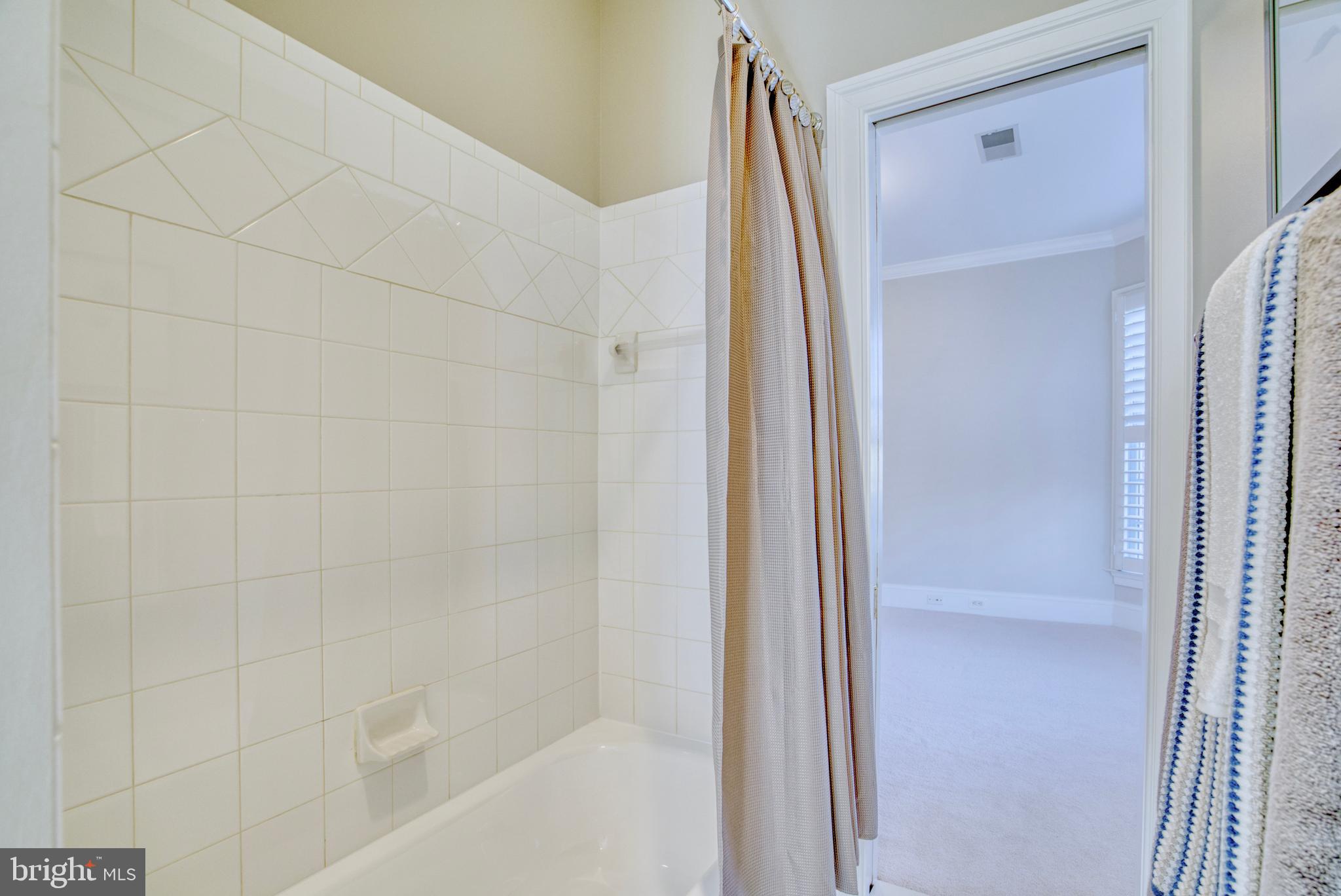 DOGWOODS AT LANGLEY - Residential