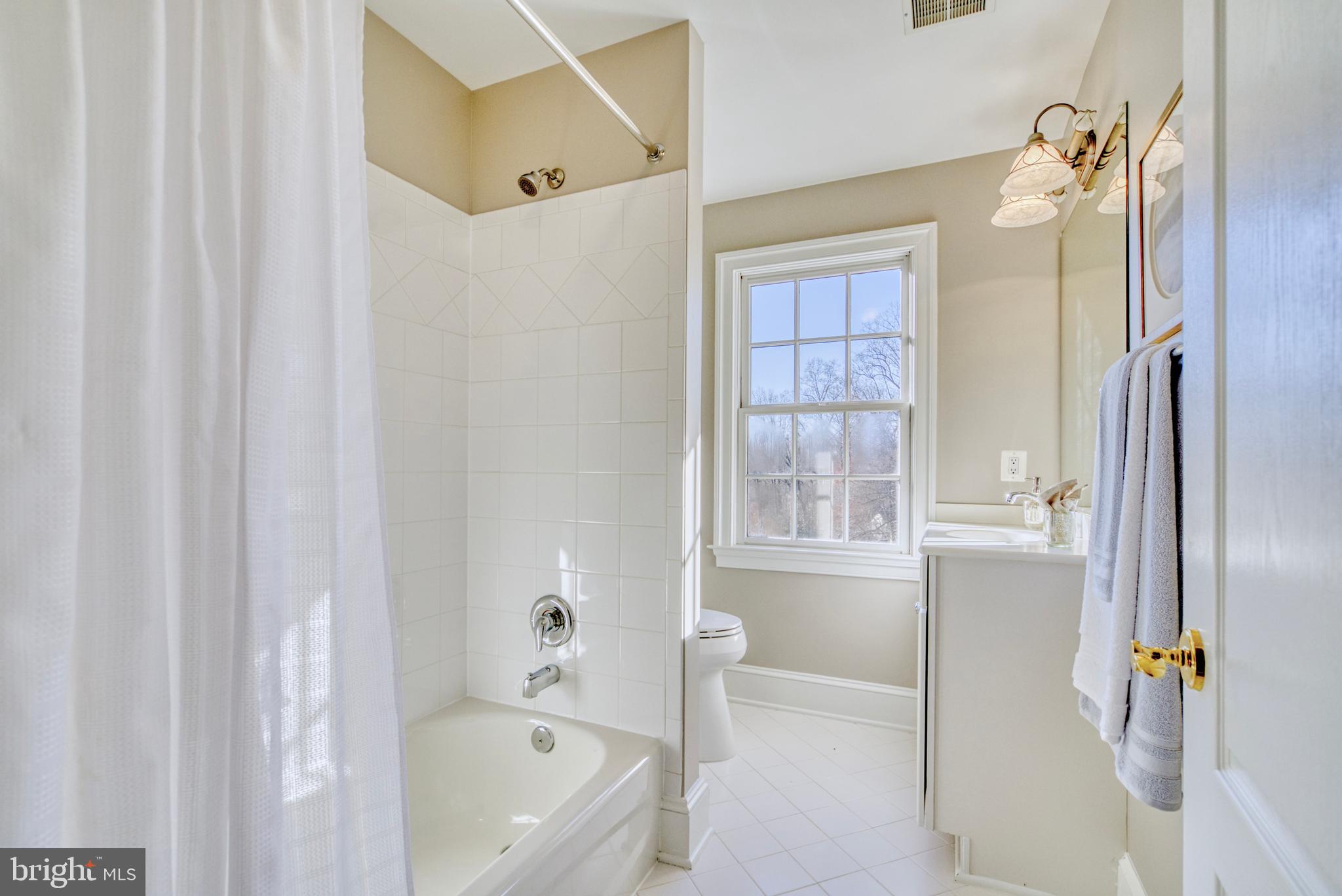 DOGWOODS AT LANGLEY - Residential