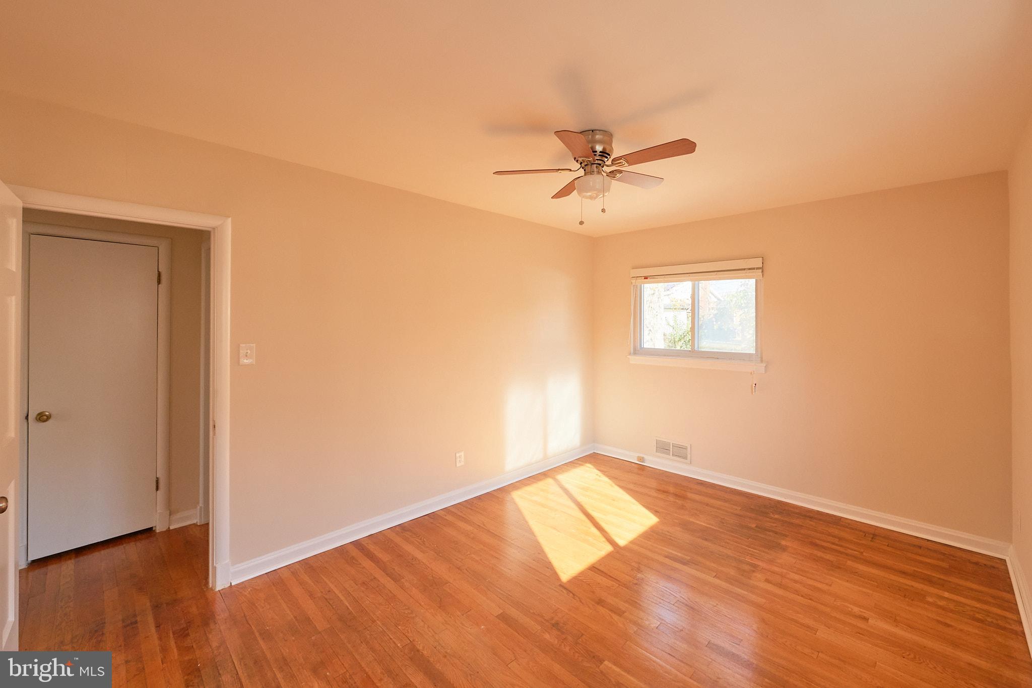 WHEATON FOREST - Residential