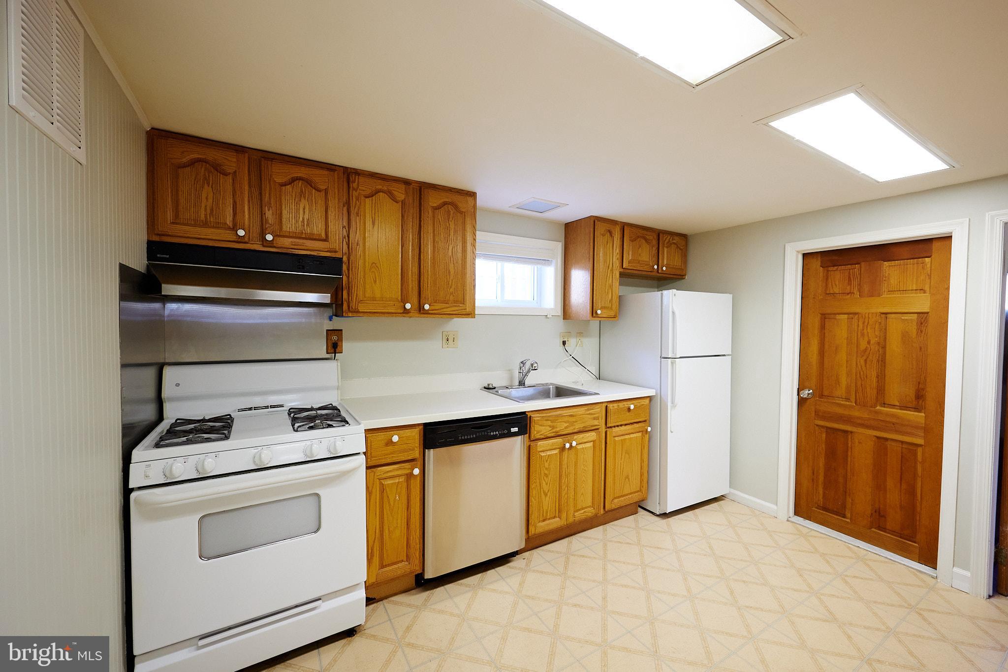 WHEATON FOREST - Residential