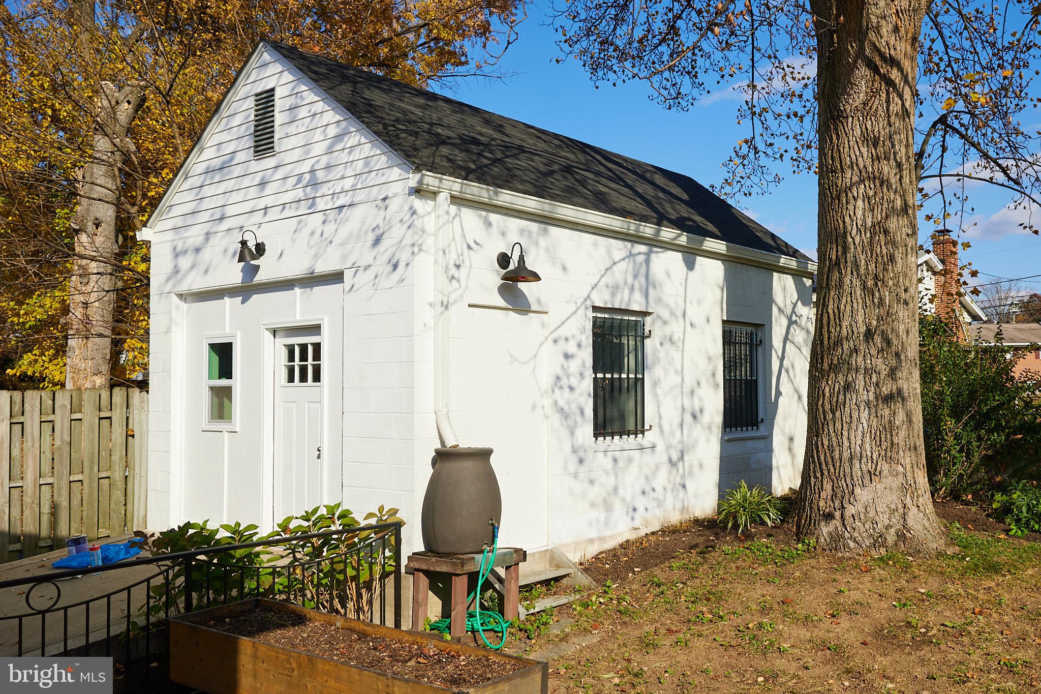 WHEATON FOREST - Residential