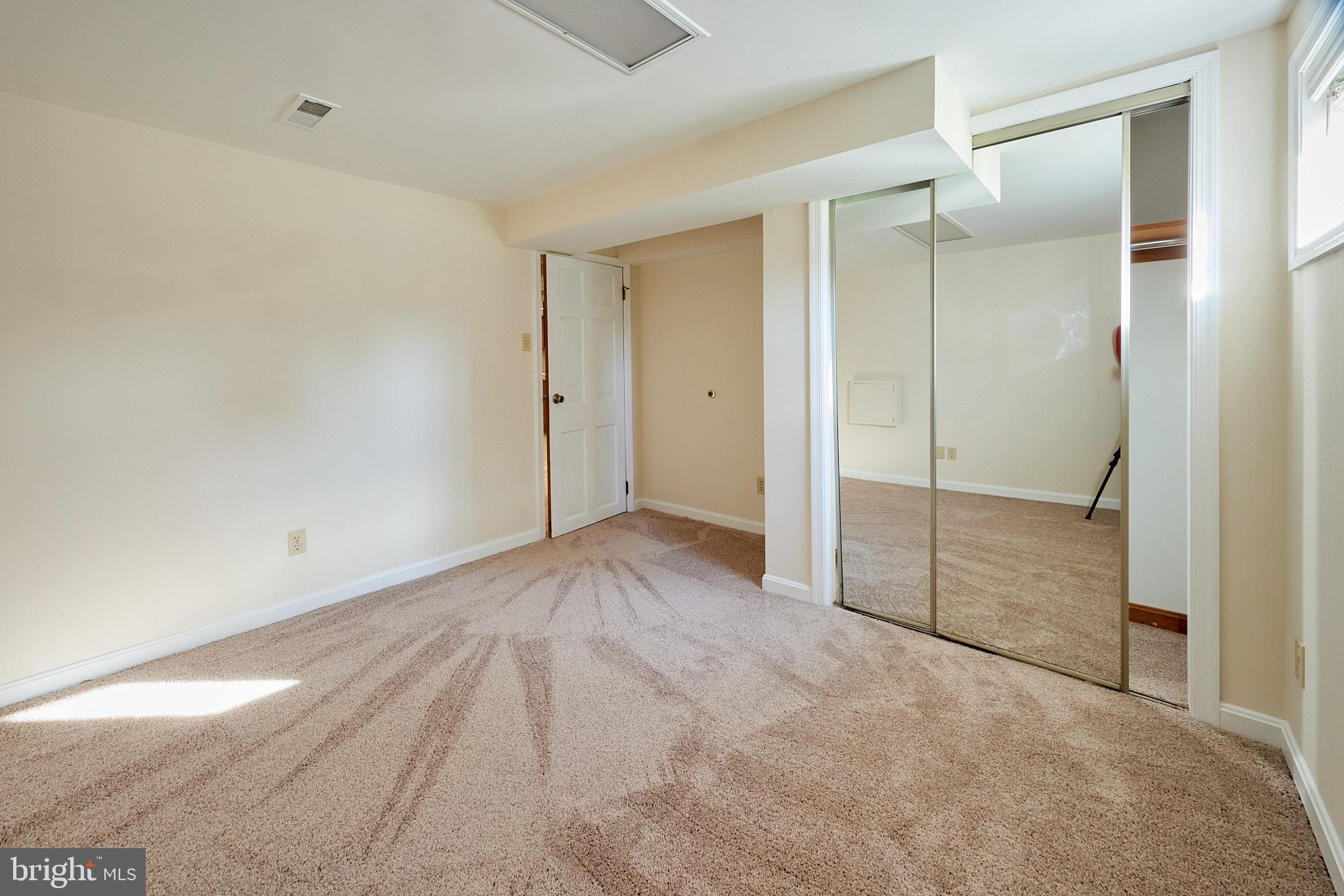 WHEATON FOREST - Residential